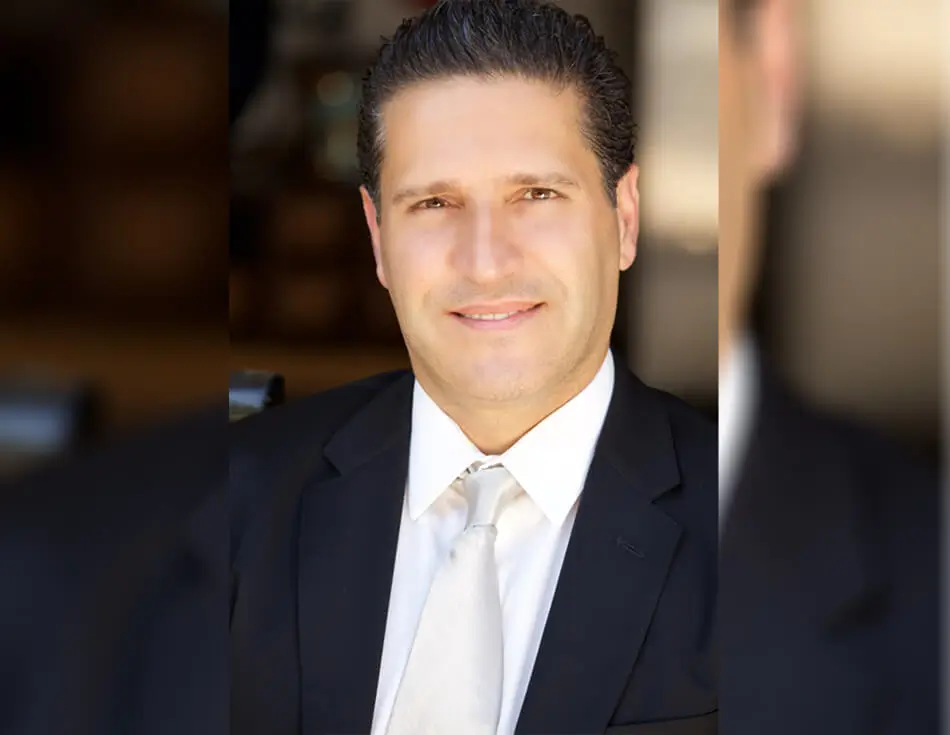 Dr. Hossein Abdolhosseini